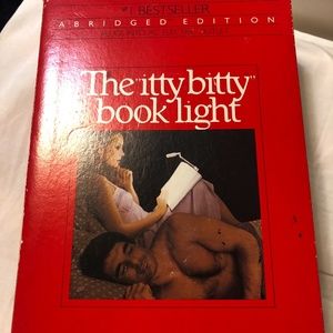 1983 The ‘itty bitty book light Abridged Edition